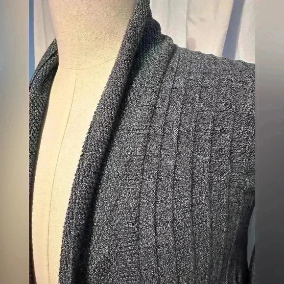 Women’s Bellini Open Front Sweater. 
Size Small 
EUC. 
Heather Blue - Picture 1 of 5